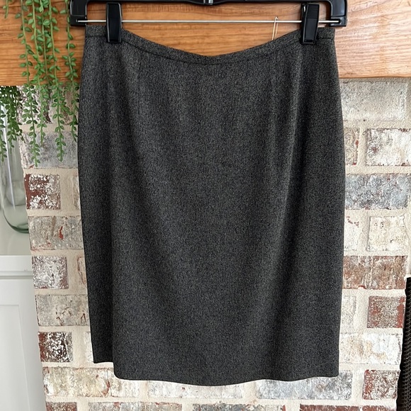 Petite Sophisticate Suit - Picture 7 of 7